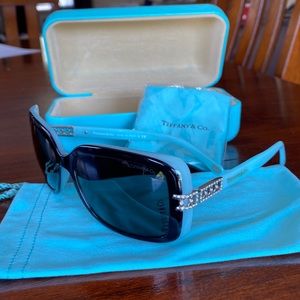 Tiffany & Co Crystal & Tiffany blue sunglasses